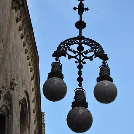 Πανσιόν Fernando 2*